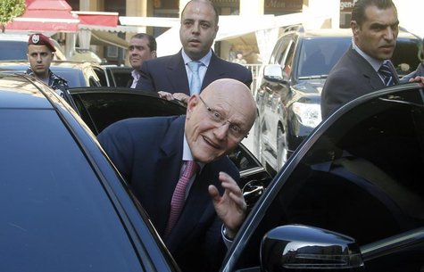 Lebanon's Prime Minister Tammam Salam smiles as he leaves the parliament in Beirut March 20, 2013. REUTERS/Sharif Karim Lebanon's Prime Minister Tammam Salam smiles as he leaves the parliament in Beirut March 20, 2013. REUTERS/Sharif Karim