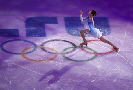 South Korea's Kim Yuna performs during the Figure Skating Gala Exhibition at the 2014 Sochi Winter Olympics February 22, 2014. REUTERS/David South Korea's Kim Yuna performs during the Figure Skating Gala Exhibition at the 2014 Sochi Winter Olympics February 22, 2014. REUTERS/David