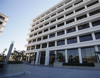 The headquarters of investment firm PIMCO is shown in this photo taken in Newport Beach, California January 26, 2012. REUTERS/Lori Shepler The headquarters of investment firm PIMCO is shown in this photo taken in Newport Beach, California January 26, 2012. REUTERS/Lori Shepler