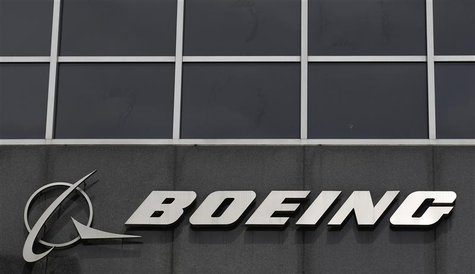 The Boeing logo is seen at their headquarters in Chicago, April 24, 2013. REUTERS/Jim Young The Boeing logo is seen at their headquarters in Chicago, April 24, 2013. REUTERS/Jim Young