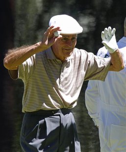 Jack Fleck, 89, winner of the 1955 U.S. Open, celebrates as he finishes on the ninth hole during the Par-3 tournament ahead of the 2011 Mast Jack Fleck, 89, winner of the 1955 U.S. Open, celebrates as he finishes on the ninth hole during the Par-3 tournament ahead of the 2011 Mast