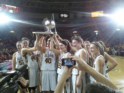 Algoma accepts runner-up Division 4 trophy. Algoma accepts runner-up Division 4 trophy.