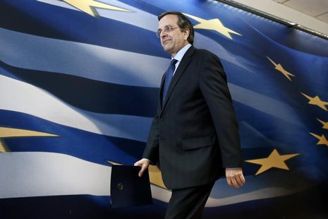 Greece's Prime Minister Antonis Samaras arrives to address reporters at a news briefing in Athens March 18, 2014. REUTERS/Yorgos Karahalis Greece's Prime Minister Antonis Samaras arrives to address reporters at a news briefing in Athens March 18, 2014. REUTERS/Yorgos Karahalis