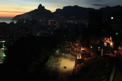 A soccer square in bad condition is seen at the Cantagalo slum in Rio de Janeiro December 27, 2013. REUTERS/Pilar Olivares A soccer square in bad condition is seen at the Cantagalo slum in Rio de Janeiro December 27, 2013. REUTERS/Pilar Olivares