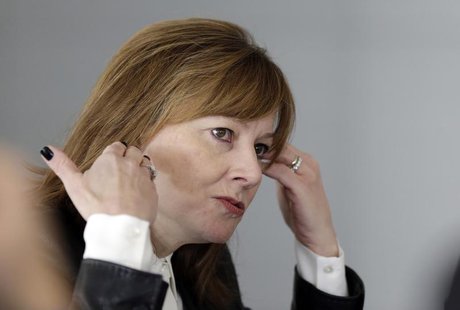 General Motors Co's new chief executive Mary Barra addresses the media during a roundtable meeting with journalists in Detroit, Michigan Jan General Motors Co's new chief executive Mary Barra addresses the media during a roundtable meeting with journalists in Detroit, Michigan Jan