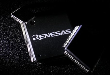 Renesas Electronics Corp's chip is pictured at the company's office in Tokyo in this October 23, 2012 file photo. REUTERS/Yuriko Nakao/Files Renesas Electronics Corp's chip is pictured at the company's office in Tokyo in this October 23, 2012 file photo. REUTERS/Yuriko Nakao/Files