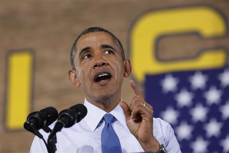 U.S. President Barack Obama addresses students at the University of Michigan in Ann Arbor, Michigan, April 2, 2014. REUTERS/Larry Downing U.S. President Barack Obama addresses students at the University of Michigan in Ann Arbor, Michigan, April 2, 2014. REUTERS/Larry Downing