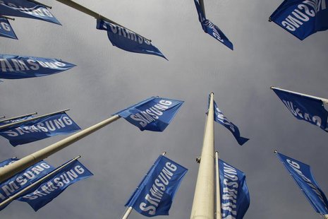 Samsung flags are set up at the main entrance to the Berlin fair ground before the IFA consumer electronics fair in Berlin, August 28, 2012. Samsung flags are set up at the main entrance to the Berlin fair ground before the IFA consumer electronics fair in Berlin, August 28, 2012.