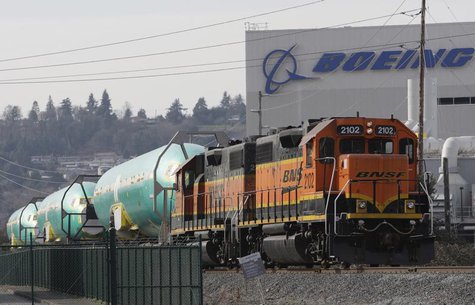 A BNSF train is pictured delivering Boeing 737 fuselages in Renton, Washington February 26, 2014. REUTERS/Jason Redmond A BNSF train is pictured delivering Boeing 737 fuselages in Renton, Washington February 26, 2014. REUTERS/Jason Redmond