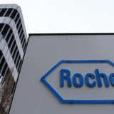 The logo of Swiss pharmaceutical company Roche is seen outside their headquarters in Basel January 30, 2014. REUTERS/Ruben Sprich The logo of Swiss pharmaceutical company Roche is seen outside their headquarters in Basel January 30, 2014. REUTERS/Ruben Sprich