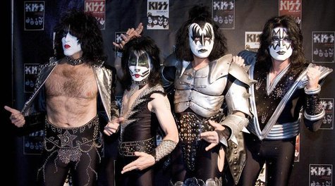 Paul Stanley, Eric Singer, Gene Simmons and Tommy Thayer (L-R) of the U.S. rock group KISS pose for photographers at the Koenig-Pilsener-Are Paul Stanley, Eric Singer, Gene Simmons and Tommy Thayer (L-R) of the U.S. rock group KISS pose for photographers at the Koenig-Pilsener-Are