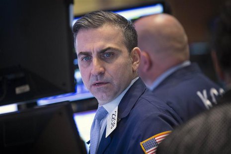 Traders work on the floor of the New York Stock Exchange April 11, 2014. REUTERS/Brendan McDermid Traders work on the floor of the New York Stock Exchange April 11, 2014. REUTERS/Brendan McDermid