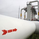 A gas pipe is pictured at an underground gas storage facility in the village of Mryn, 120 km (75 miles) north of Kiev May 21, 2013. REUTERS/ A gas pipe is pictured at an underground gas storage facility in the village of Mryn, 120 km (75 miles) north of Kiev May 21, 2013. REUTERS/