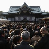 People wait to offer New Year prayers at Yasukuni Shrine in Tokyo January 1, 2014. REUTERS/Yuya Shino People wait to offer New Year prayers at Yasukuni Shrine in Tokyo January 1, 2014. REUTERS/Yuya Shino