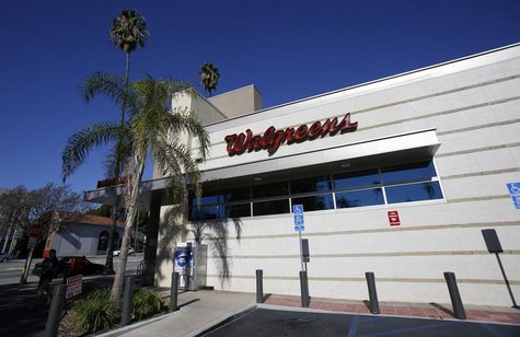 The entrance to a Walgreens store is pictured in Pasadena, California December 20, 2013. REUTERS/Mario Anzuoni The entrance to a Walgreens store is pictured in Pasadena, California December 20, 2013. REUTERS/Mario Anzuoni