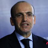 Turkey's Finance Minister Mehmet Simsek speaks during a meeting in Ankara January 30, 2014. REUTERS/Umit Bektas Turkey's Finance Minister Mehmet Simsek speaks during a meeting in Ankara January 30, 2014. REUTERS/Umit Bektas