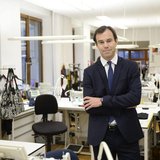 Swedish retailer Hennes & Mauritz Chief Executive Karl-Johan Persson poses for pictures at the company's office in Stockholm January 30, 201 Swedish retailer Hennes & Mauritz Chief Executive Karl-Johan Persson poses for pictures at the company's office in Stockholm January 30, 201