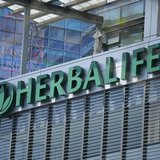 The Herbalife logo is seen on a building housing some of their offices in downtown Los Angeles, California April 28, 2013. REUTERS/Lucy Nich The Herbalife logo is seen on a building housing some of their offices in downtown Los Angeles, California April 28, 2013. REUTERS/Lucy Nich