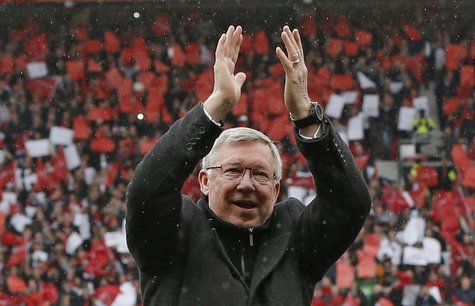 Manchester United manager Alex Ferguson applauds to the crowd while arriving on the pitch at Old Trafford for the last time before retiring, Manchester United manager Alex Ferguson applauds to the crowd while arriving on the pitch at Old Trafford for the last time before retiring,