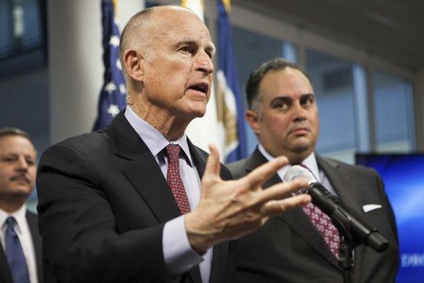 California Governor Jerry Brown announces emergency drought legislation at the CalO ES State Operations Center in Mather, California, Februa California Governor Jerry Brown announces emergency drought legislation at the CalO ES State Operations Center in Mather, California, Februa
