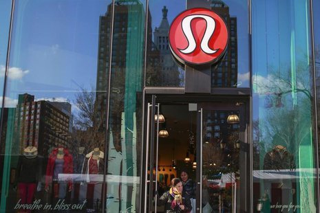 A shopper walks out of the Lululemon Athletica store in New York, December 16, 2013. REUTERS/Shannon Stapleton A shopper walks out of the Lululemon Athletica store in New York, December 16, 2013. REUTERS/Shannon Stapleton