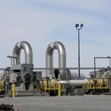 A TransCanada Keystone Pipeline pump station operates outside Steele City, Nebraska March 10, 2014. REUTERS/Lane Hickenbottom A TransCanada Keystone Pipeline pump station operates outside Steele City, Nebraska March 10, 2014. REUTERS/Lane Hickenbottom
