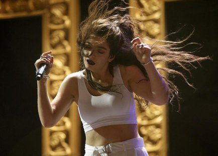 New Zealand singer-songwriter Lorde performs at the Coachella Valley Music and Arts Festival in Indio, California April 12, 2014. REUTERS/Ma New Zealand singer-songwriter Lorde performs at the Coachella Valley Music and Arts Festival in Indio, California April 12, 2014. REUTERS/Ma