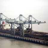 The Baosteel Emotion, a 226,434 deadweight-tonne ore carrier owned by Mitsui O.S.K. Lines, is docked at the port of Maji Island, south of Sh The Baosteel Emotion, a 226,434 deadweight-tonne ore carrier owned by Mitsui O.S.K. Lines, is docked at the port of Maji Island, south of Sh