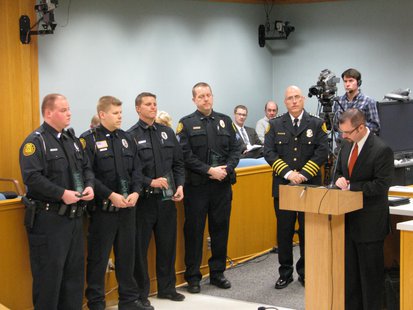 Award of Valor given to four Stevens Point Police Department officers Award of Valor given to four Stevens Point Police Department officers