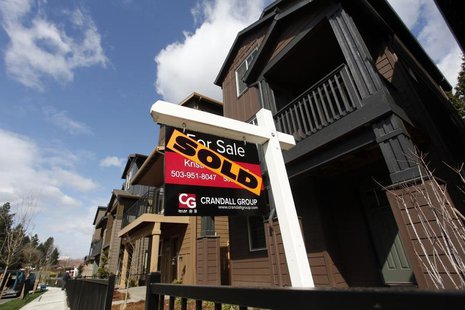 Sold homes are seen in the southwest area of Portland, Oregon March 20, 2014. REUTERS/Steve Dipaola Sold homes are seen in the southwest area of Portland, Oregon March 20, 2014. REUTERS/Steve Dipaola