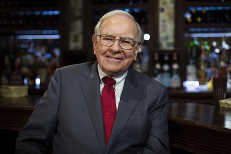 Investor Warren Buffett poses for a portrait during an interview after a luncheon to benefit the Glide Foundation of San Francisco in New Yo Investor Warren Buffett poses for a portrait during an interview after a luncheon to benefit the Glide Foundation of San Francisco in New Yo