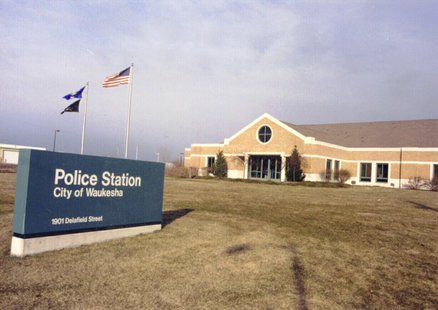 Front view of Waukesha Police Station (Photo from: www.ci.waukesha.wi.us) Front view of Waukesha Police Station (Photo from: www.ci.waukesha.wi.us)