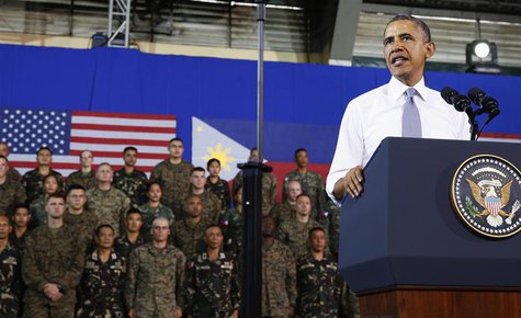U.S. President Barack Obama speaks to military troops at the Fort Bonifacio Gymnasium in Manila, April 29, 2014. REUTERS/Larry Downing U.S. President Barack Obama speaks to military troops at the Fort Bonifacio Gymnasium in Manila, April 29, 2014. REUTERS/Larry Downing