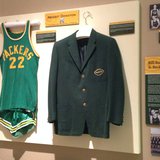 Bill Butler’s Green Bay Packers basketball uniform and 1959 Packers team blazer at the Neville Public Museum in Green Bay, Tuesday, April 29, 2014. (Photo from: FOX 11.) Bill Butler’s Green Bay Packers basketball uniform and 1959 Packers team blazer at the Neville Public Museum in Green Bay, Tuesday, April 29, 2014. (Photo from: FOX 11.)