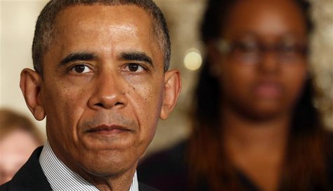U.S. President Barack Obama pauses as he speaks about minimum wage at the White House in Washington April 30, 2014. REUTERS/Kevin Lamarque U.S. President Barack Obama pauses as he speaks about minimum wage at the White House in Washington April 30, 2014. REUTERS/Kevin Lamarque