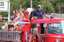 The City of Sioux Falls is seeking entrants for the Fourth of July Parade. (KELO AM file) The City of Sioux Falls is seeking entrants for the Fourth of July Parade. (KELO AM file)