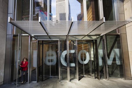 A woman exits the Viacom Inc. headquarters in New York April 30, 2013. REUTERS/Lucas Jackson A woman exits the Viacom Inc. headquarters in New York April 30, 2013. REUTERS/Lucas Jackson