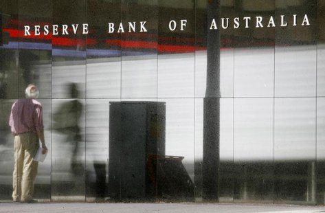 A man is reflected in the Reserve Bank of Australia (RBA) building in Central Sydney December 2, 2008. REUTERS/Daniel Munoz A man is reflected in the Reserve Bank of Australia (RBA) building in Central Sydney December 2, 2008. REUTERS/Daniel Munoz