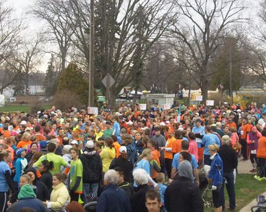 Runners preparing for the start of the Tulip Time Fun Run at Kollen Park on May 3, 2014, that kicked off the 2014 Tulip Time Festival. Runners preparing for the start of the Tulip Time Fun Run at Kollen Park on May 3, 2014, that kicked off the 2014 Tulip Time Festival.