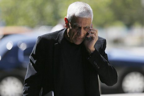 Venture capitalist Vinod Khosla arrives at San Mateo County Superior Court in Redwood City, California May 12, 2014 to testify over the ongo Venture capitalist Vinod Khosla arrives at San Mateo County Superior Court in Redwood City, California May 12, 2014 to testify over the ongo