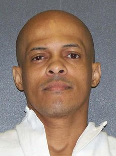Robert Campbell is pictured in this undated handout photo courtesy of Texas Department of Criminal Justice. REUTERS/Texas Department of Crim Robert Campbell is pictured in this undated handout photo courtesy of Texas Department of Criminal Justice. REUTERS/Texas Department of Crim