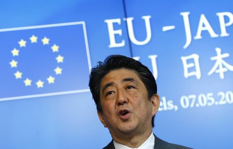 Japanese Prime Minister Shinzo Abe attends a news conference at the end of a EU-Japan Summit in Brussels May 7, 2014. REUTERS/Yves Herman Japanese Prime Minister Shinzo Abe attends a news conference at the end of a EU-Japan Summit in Brussels May 7, 2014. REUTERS/Yves Herman