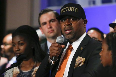 Newark's mayoral candidate Ras Baraka speaks to supporters at Election Night Party in Newark, New Jersey, May 13, 2014. REUTERS/Eduardo Muno Newark's mayoral candidate Ras Baraka speaks to supporters at Election Night Party in Newark, New Jersey, May 13, 2014. REUTERS/Eduardo Muno