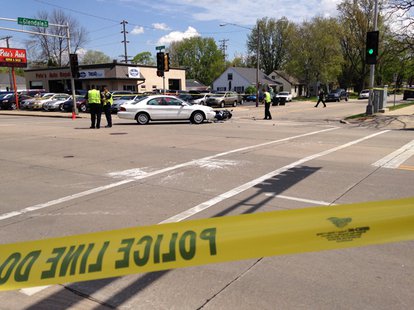 appleton crash car motorcycle motorcyclist seriously hurt after intersection glendale officers ave police scene meade fox wednesday st