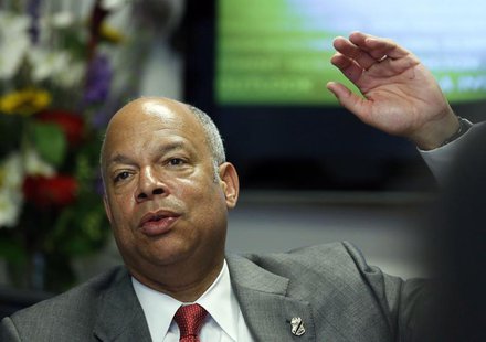 U.S. Secretary of Homeland Security Jeh Johnson speaks at the second day of Reuters CyberSecurity Summit in Washington, May 13, 2014. REUTER U.S. Secretary of Homeland Security Jeh Johnson speaks at the second day of Reuters CyberSecurity Summit in Washington, May 13, 2014. REUTER