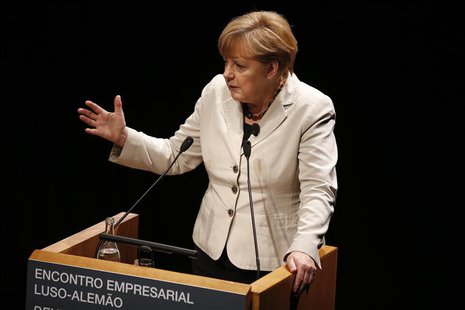 German Chancellor Angela Merkel gives a speech during a meeting with Portuguese-German businessmen in Lisbon November 12, 2012. REUTERS/Rafa German Chancellor Angela Merkel gives a speech during a meeting with Portuguese-German businessmen in Lisbon November 12, 2012. REUTERS/Rafa