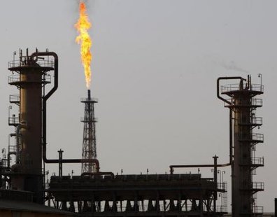 A view of Baiji oil refinery, 180km (112 miles) north of Baghdad, January 22, 2009. Picture taken January 22, 2009
CREDIT: REUTERS/ THAIER AL-SUDANI/FILES A view of Baiji oil refinery, 180km (112 miles) north of Baghdad, January 22, 2009. Picture taken January 22, 2009
CREDIT: REUTERS/ THAIER AL-SUDANI/FILES