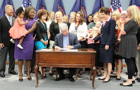 It was a full stage as the Governor inked his name to a bill that will give women more rights to breastfeed in public. It was a full stage as the Governor inked his name to a bill that will give women more rights to breastfeed in public.