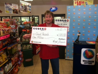 Dave Resnick with his symbolic million dollar check. Dave Resnick with his symbolic million dollar check.
