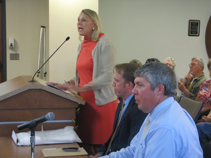 Dr. Kathleen Williams addresses Wausau City Council as Dr. Jeff Lindell and Franklin Elementary School Principal Jon Euting look on. Dr. Kathleen Williams addresses Wausau City Council as Dr. Jeff Lindell and Franklin Elementary School Principal Jon Euting look on.